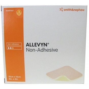 MEDICAZIONE IDROCELLULARE STERILE ALTAMENTE ASSORBENTE NON ADESIVA IN SCHIUMA DI POLIURETANO 10X10CM 3 PEZZI - Farmacia De Pasquale