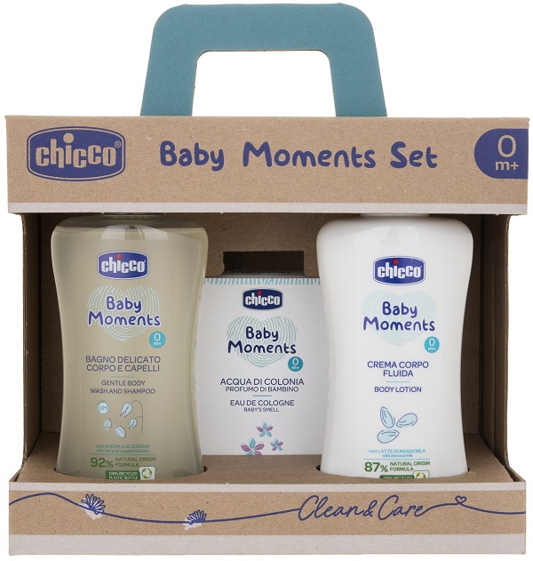 CHICCO BABY MOMENTS SET BAGNO DELICATO CORPO-CAPELLI PELLI DELICATE 200 ML + CREMA CORPO PELLI DELICATE 200 ML + ACQUA DI COLONIA BABY SMELL PELLI DELICATE 100 ML - Farmacia De Pasquale